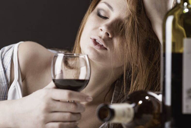 alcolismo femminile come smettere di bere